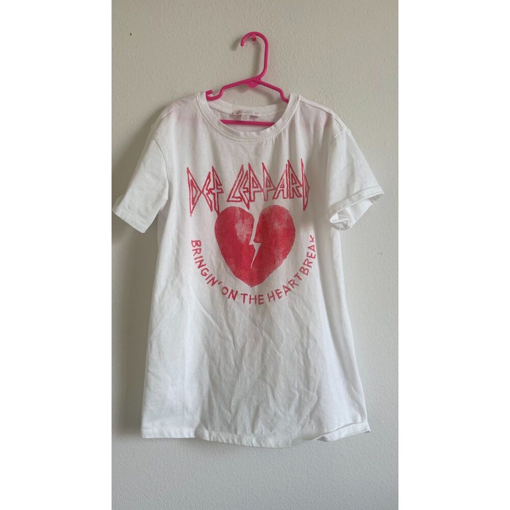 GB Girls Def Leppard Bringin’ On The Heartbreak Graphic T Shirt Medium White